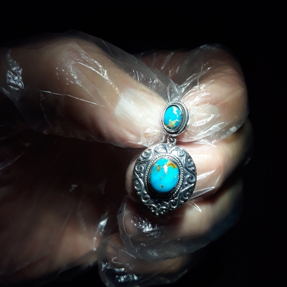 Natural South Hill Turquoise Earrings l10